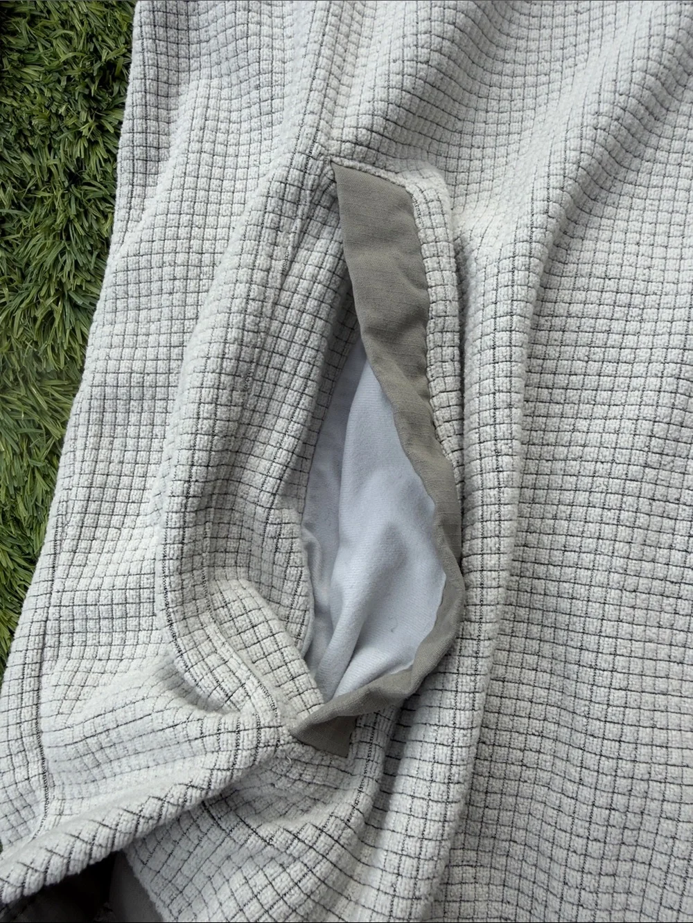 Outdoor ResearchTrail Mix Colorblock Quarter Zip pullover LARGE